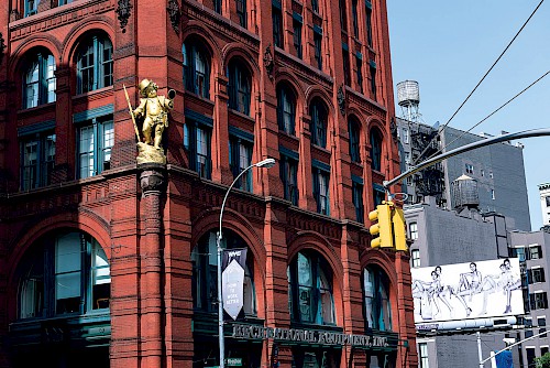 Puck Building